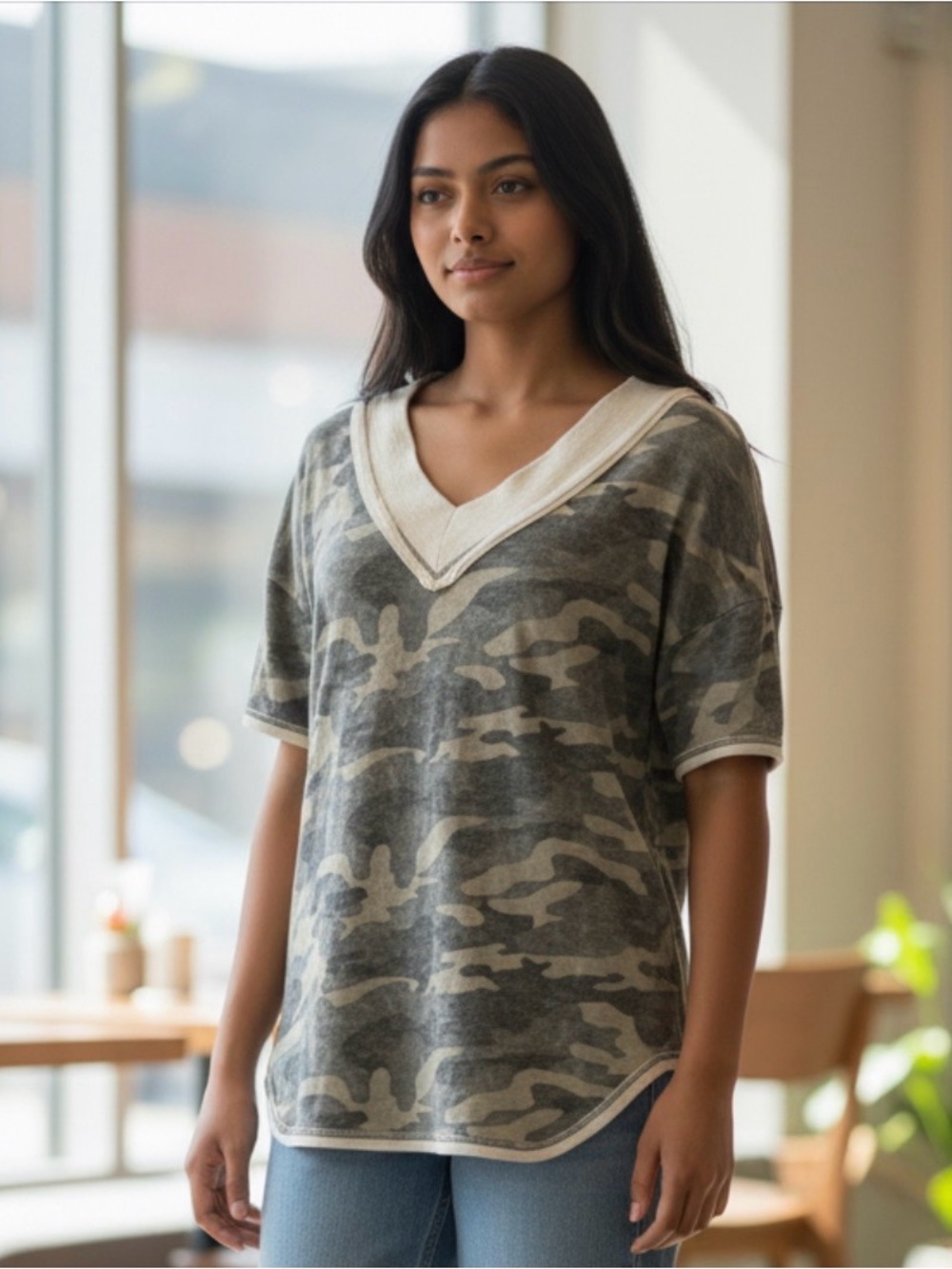 🫶🏻 BiBi Camo V-Neck Short Sleeve Knit Top